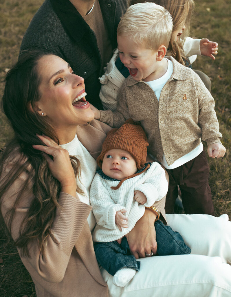 NJ family photographer Sasha Weber photography explains why parents should be in photos too